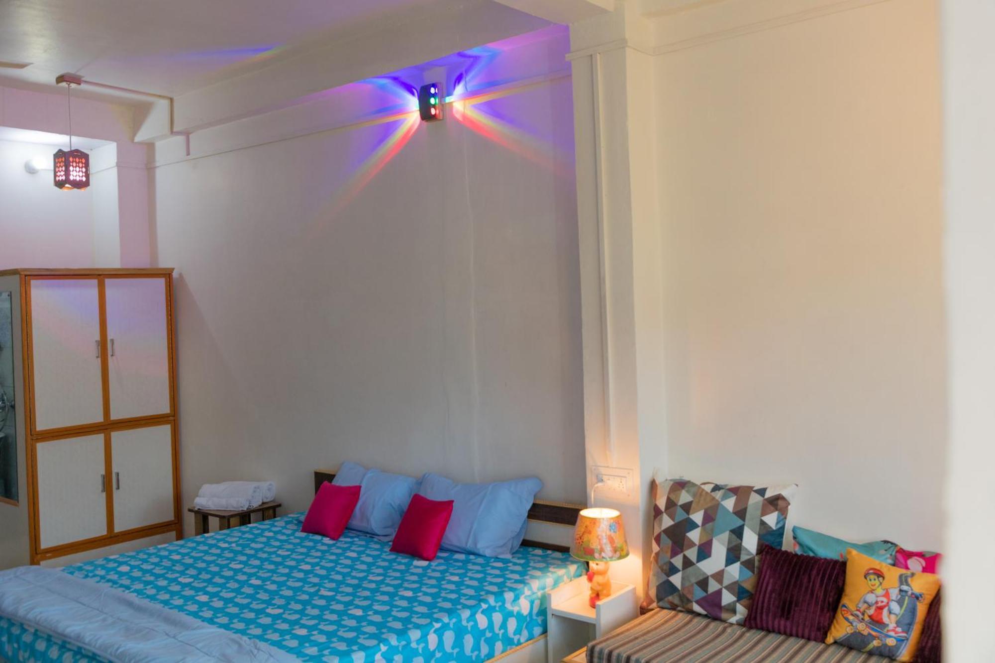 Mohija Homestay Kandāghāt Buitenkant foto